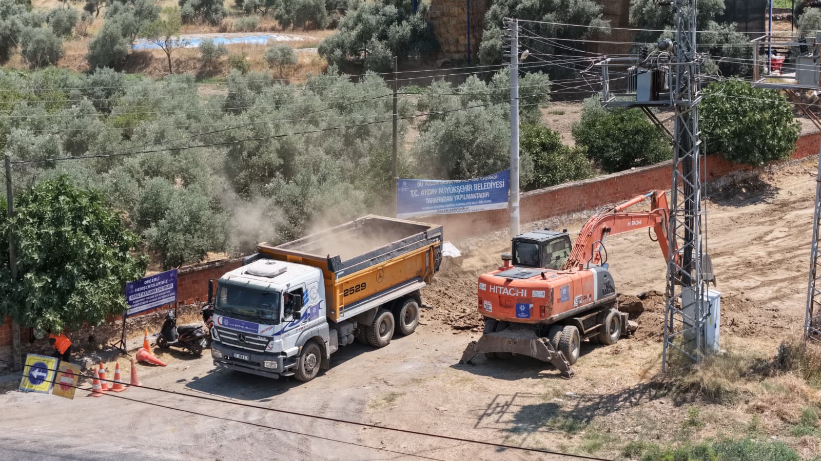 BAŞKAN ÇERÇİOĞLU’NUN ÖNCÜLÜĞÜNDE AYDIN’IN DÖRT BİR YANINDA ULAŞIM YATIRIMLARI SÜRÜYOR