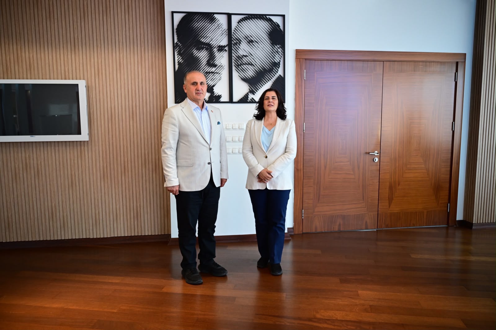 BAŞKAN ÇERÇİOĞLU’NA İNCİRLİOVA BELEDİYE BAŞKANI AYTEKİN KAYA’DAN ZİYARET