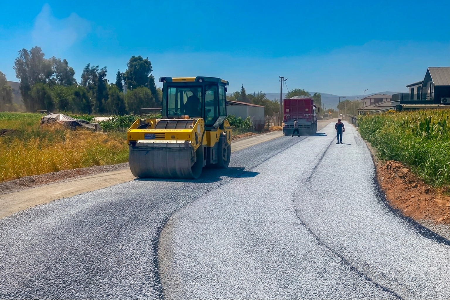 Başkan Anıl Yetişkin Efeler’de ulaşım ağını güçlendiriyor