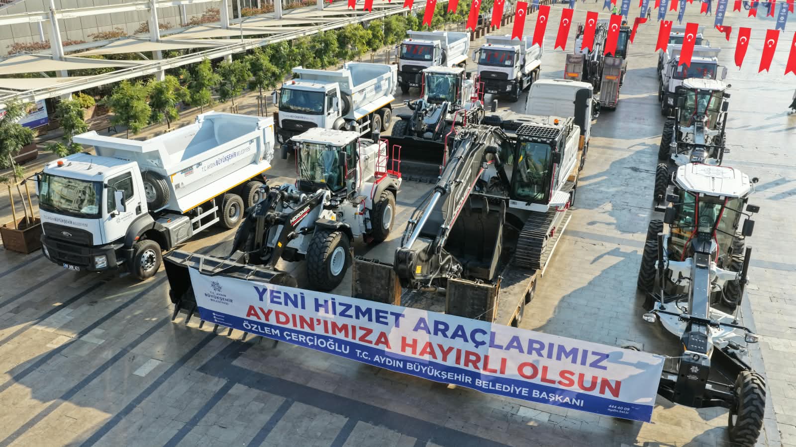BAŞKAN ÇERÇİOĞLU, BÜYÜKŞEHİR BELEDİYESİ’NİN ARAÇ FİLOSUNU 150 MİLYON TÜRK LİRASI DEĞERİNDE YATIRIM İLE GÜÇLENDİRDİ
