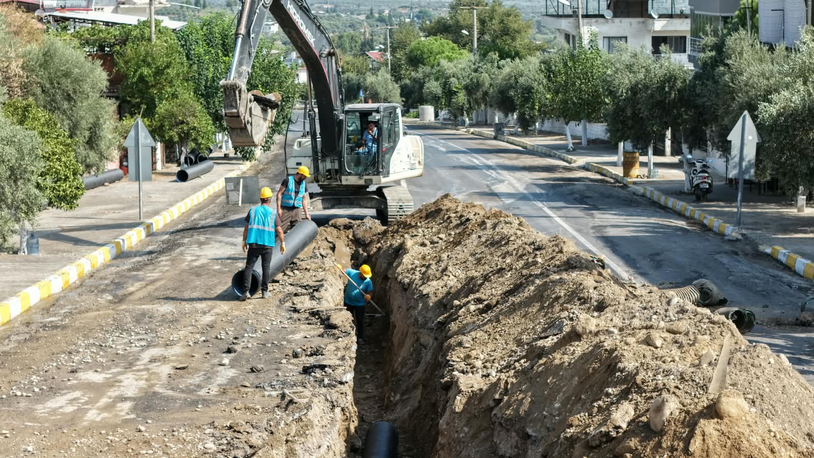 BAŞKAN ÇERÇİOĞLU’NDAN BOZDOĞAN’DA ALTYAPI YATIRIMI