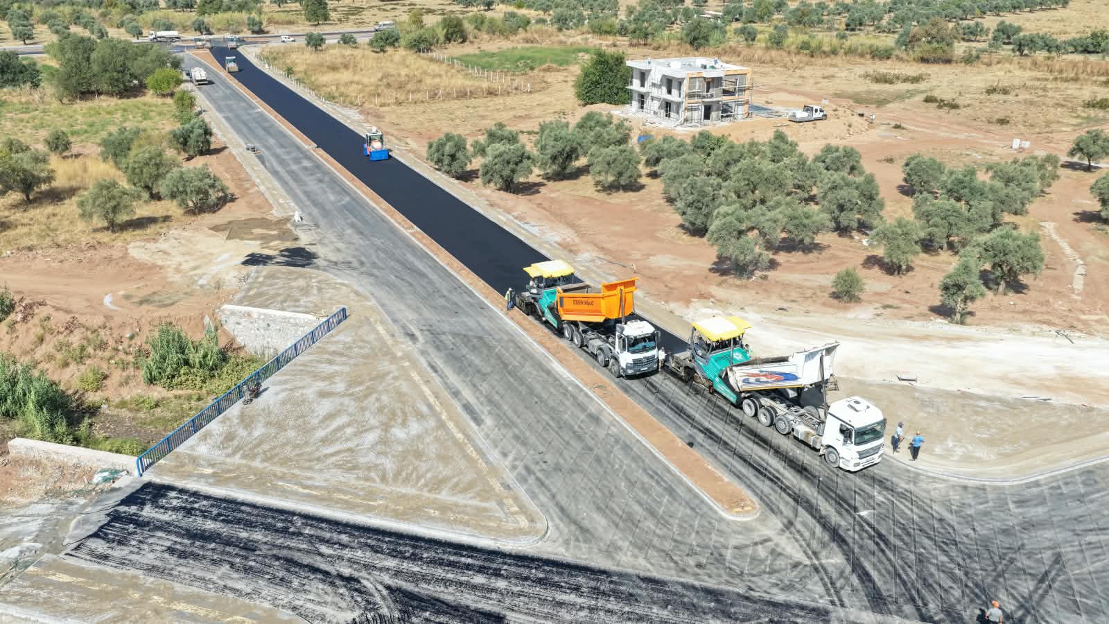 BAŞKAN ÇERÇİOĞLU AYDIN’IN DÖRT BİR YANINDA ULAŞIM YATIRIMLARINI SÜRDÜRÜYOR