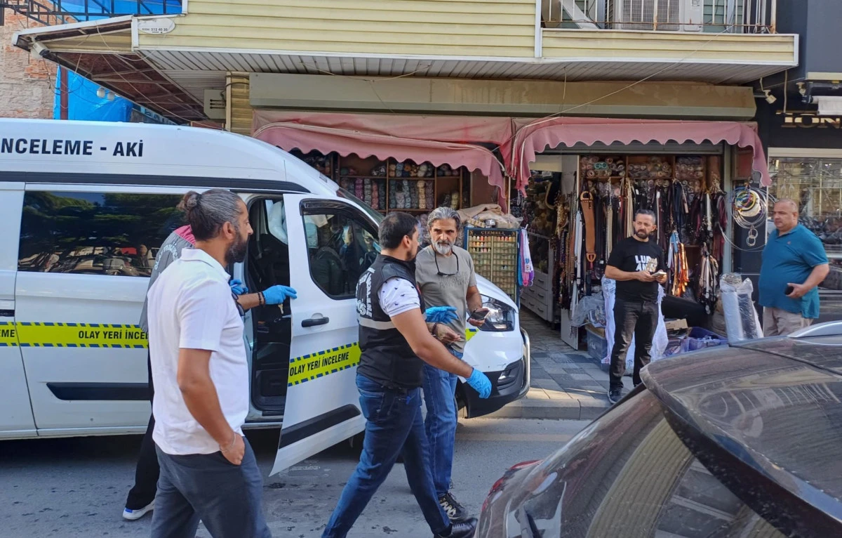 SÖKE’DE KUYUMCU DÜKKÂNINA SİLAHLI SALDIRI