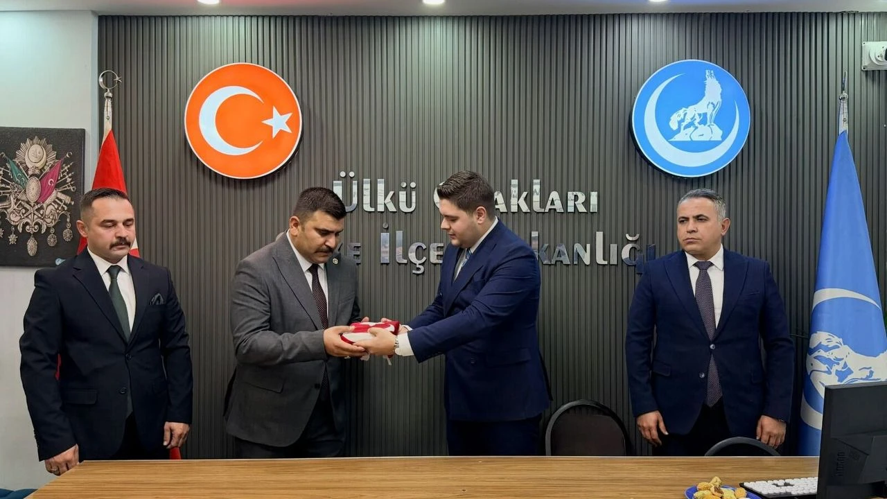 Söke Ülkü Ocakları’nda yeni başkan Ali Dağ oldu