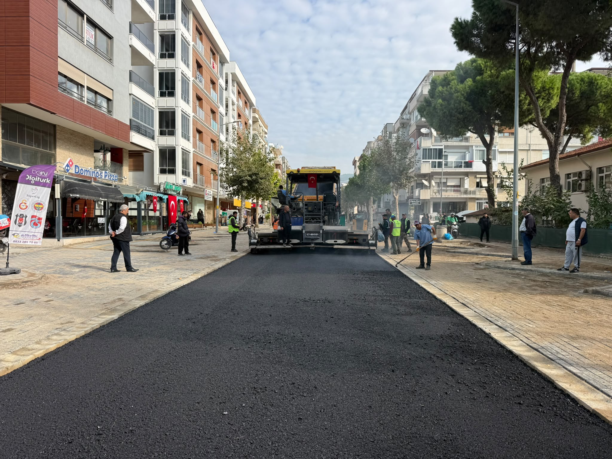 BAŞKAN ÇERÇİOĞLU’NUN ULAŞIM YATIRIMLARI AYDIN’IN DÖRT BİR YANINDA EŞ ZAMANLI OLARAK DEVAM EDİYOR