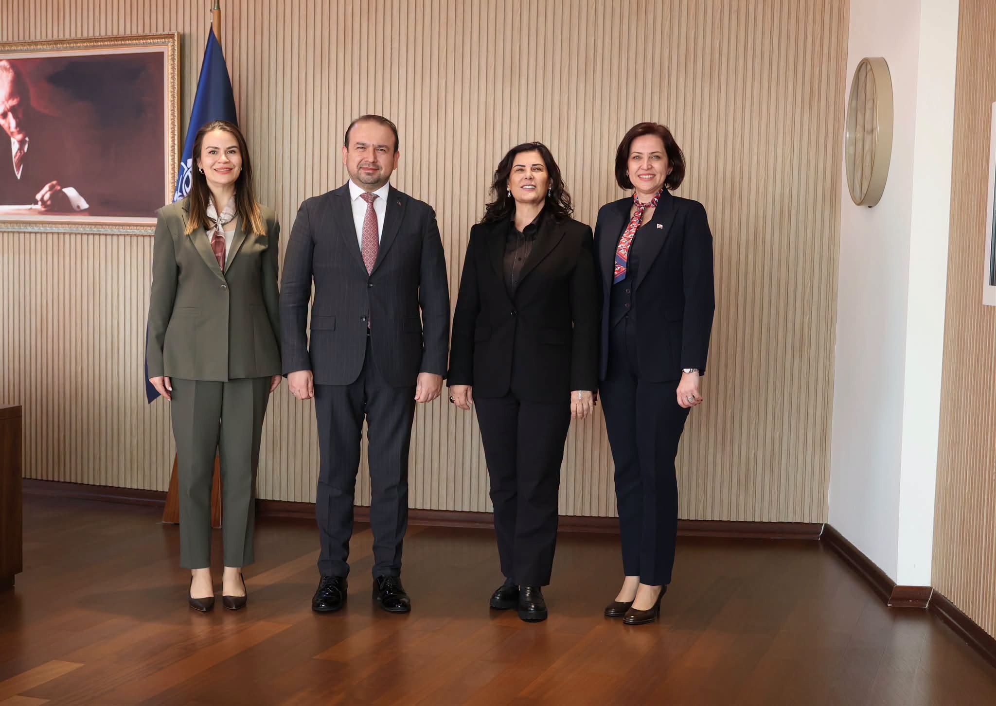 BAŞKAN ÇERÇİOĞLU’NA İL SAĞLIK MÜDÜRÜ ŞENKUL, SAĞLIK HİZMETLERİ BAŞKANI DİNCEL VE AYDIN ŞEHİR HASTANESİ BAŞHEKİMİ ÖZBAĞÇIVAN’DAN ZİYARET