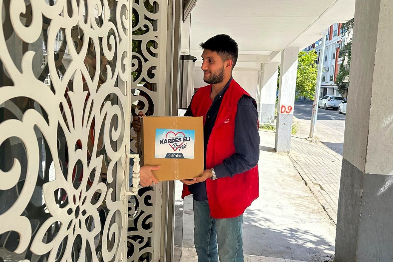 BAŞKAN YETİŞKİN’DEN EFELER’DE “KARDEŞELİ” SEFERBERLİĞİ