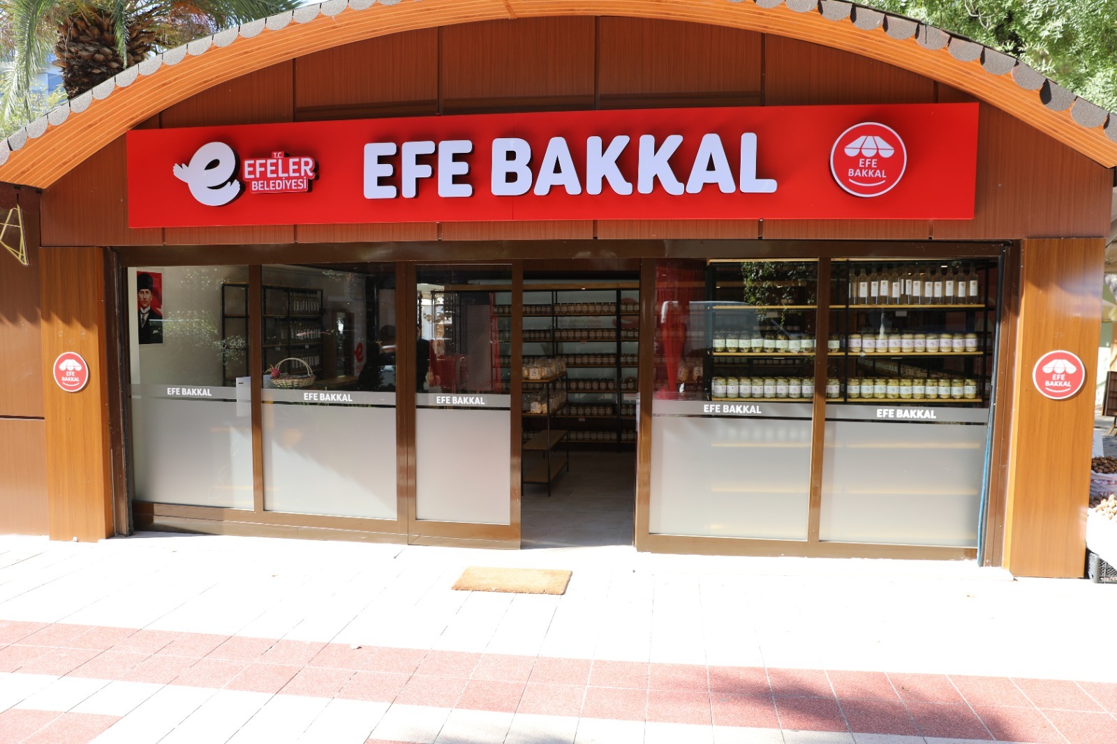 BAŞKAN YETİŞKİN ÖNCÜLÜĞÜNDE EFELER’İN LEZZETLERİ DÜNYA SOFRALARINDA