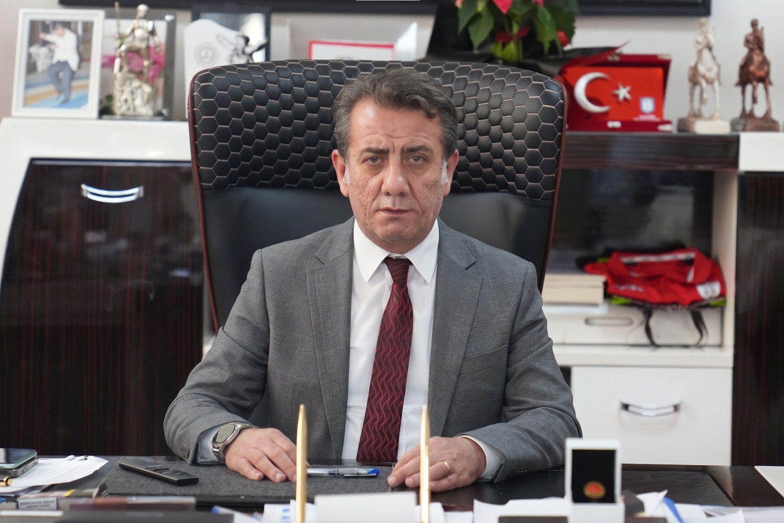 BAŞKAN YETİŞKİN’DEN NEVZAT BİÇER AÇIKLAMASI: “HUKUKİ SÜREÇ DEVAM EDİYOR”