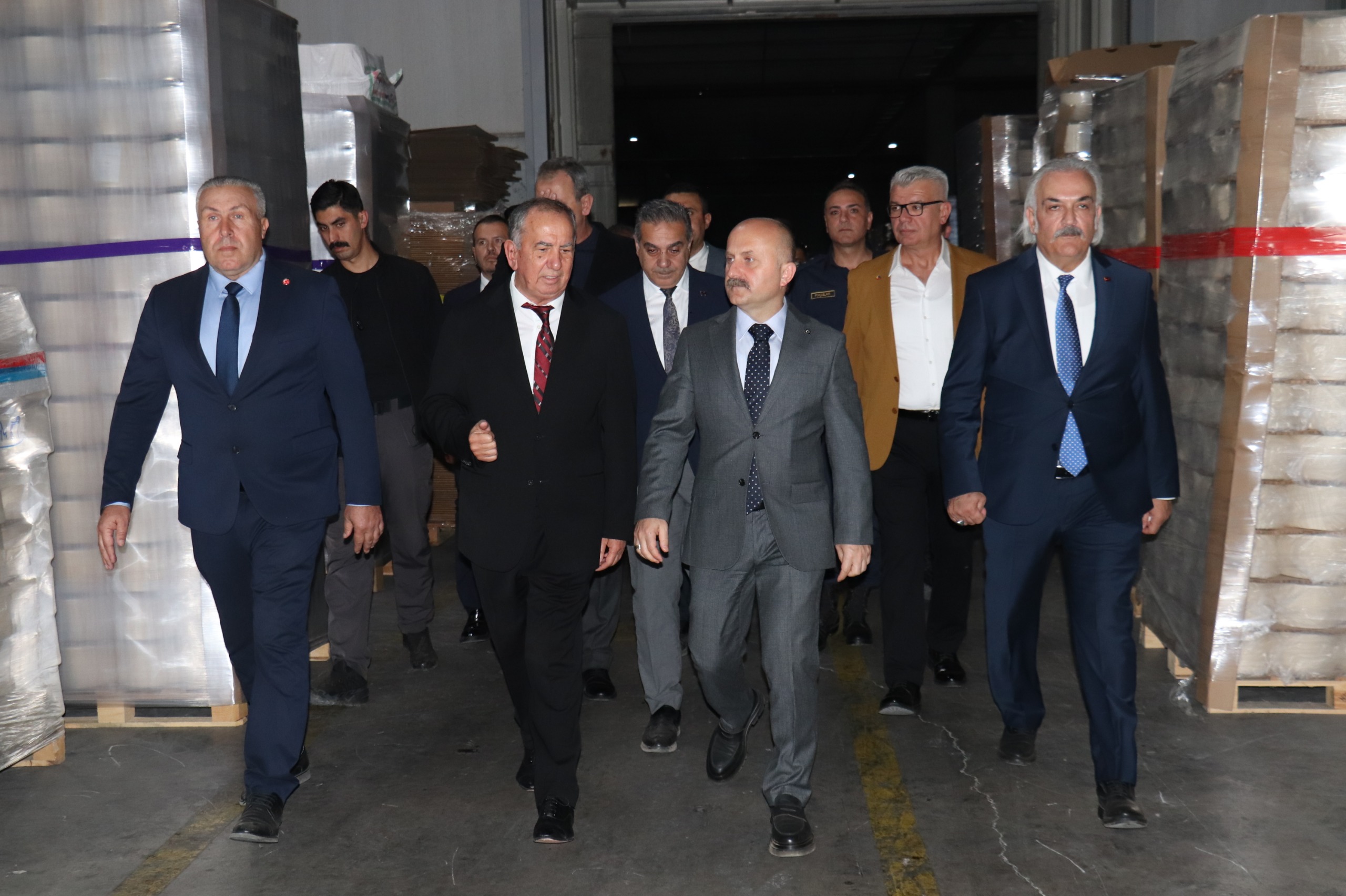 SÖKE’DE ÜRETİMİN HER AŞAMASI YERİNDE İNCELENDİ