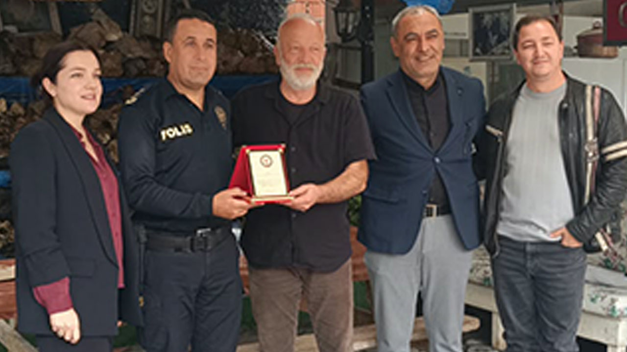 SÖKE’DE İŞ İNSANI YÜKSEL KAVAS’A EMNİYETTEN TEŞEKKÜR PLAKETİ