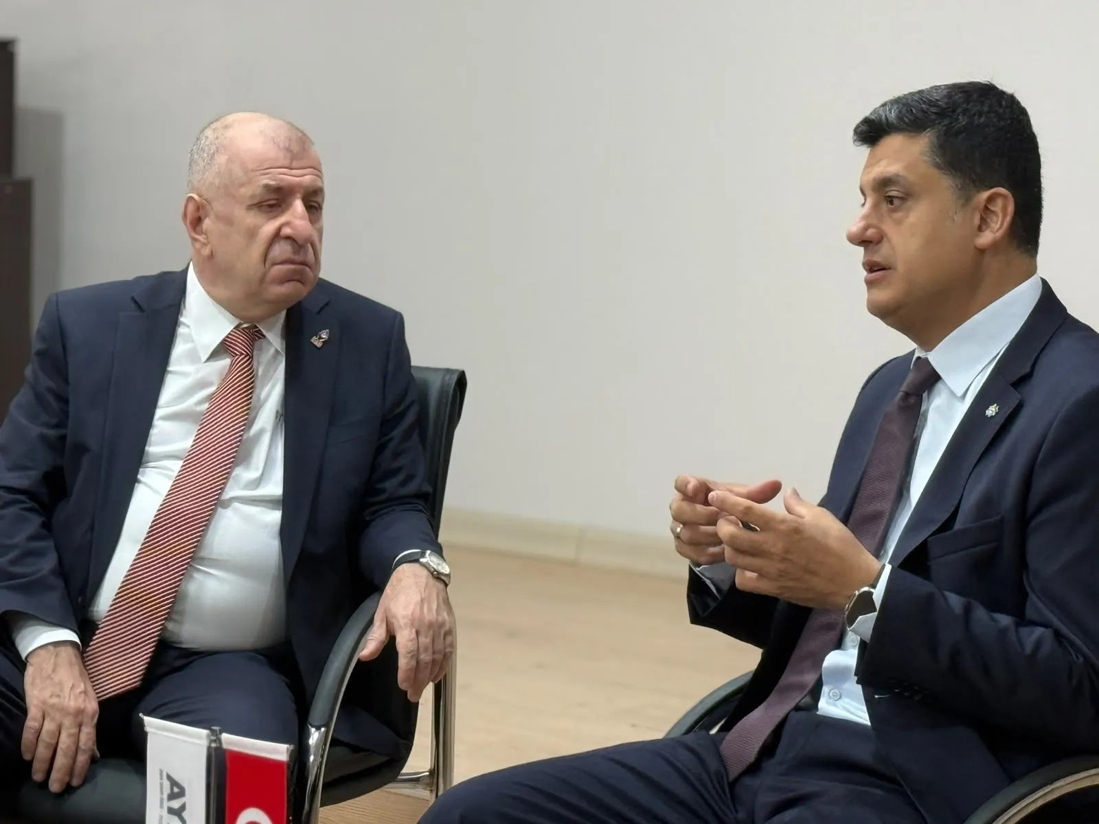 ZAFER PARTİSİ LİDERİ ÖZDAĞ AYSO’DA EKONOMİYİ DEĞERLENDİRDİ: “AYDIN’IN DURUMU BENİ ŞAŞIRTTI!”